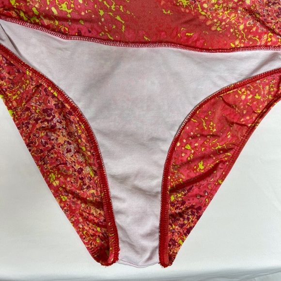 DiNiela High Waisted Bikini - Picture 10 of 11